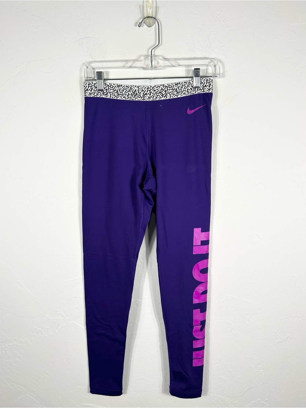 Nike Pro Dri-FIT Purple Leggings Just Do It Leg Graphic Women's M